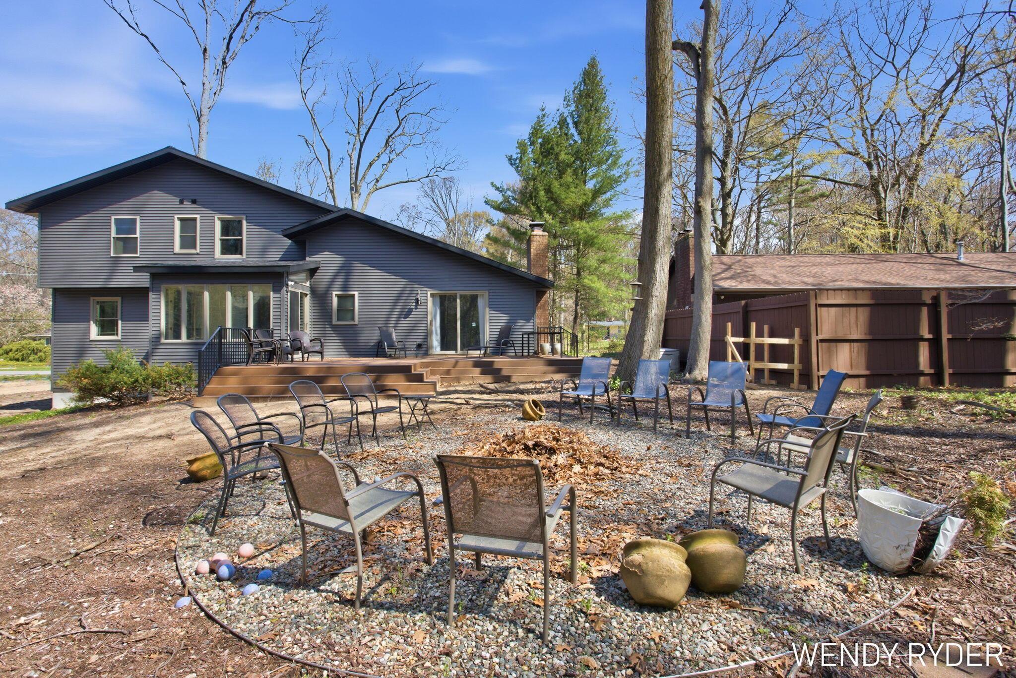 Image 4: 11-web-or-mls-1086-post-ave