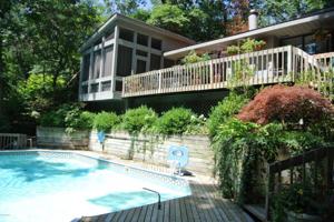 4227 Hillside Trail