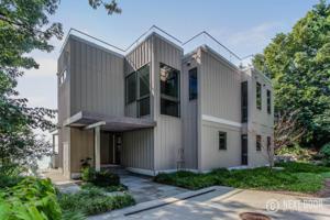 17981 North Shore Estate