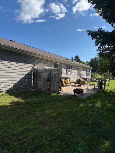 Image 3: Paw Paw Ave_6754_9