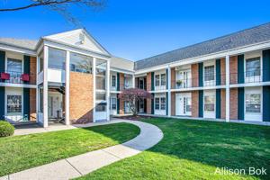 2311 Wealthy SE