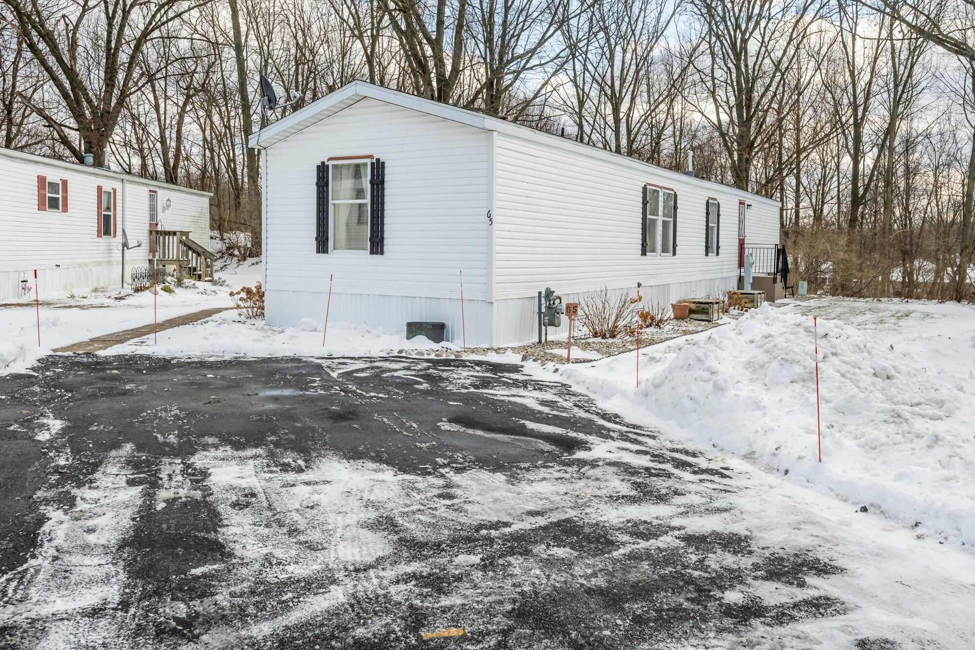 Image 2: N Shore MHP 65-102