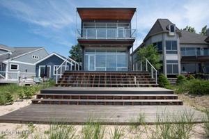 1112 Lions Park Drive