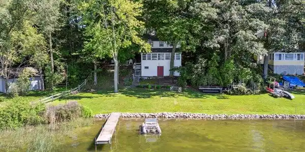 4142 Beach Drive