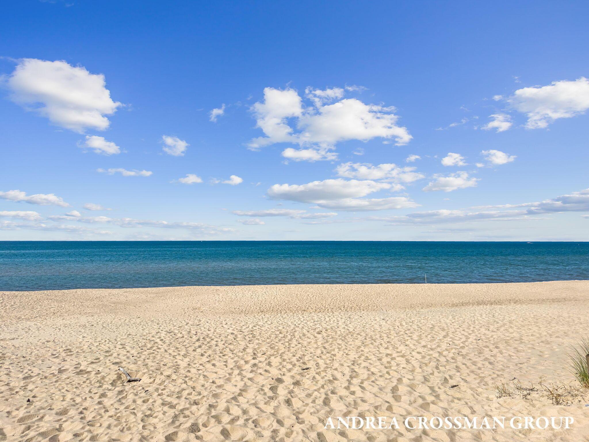 Image 4: 75-web-or-mls-6621-forest-beach-dr