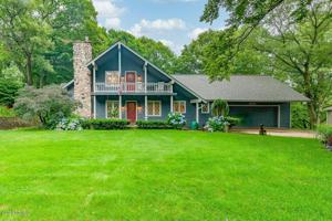 4100 N Lakeshore Drive
