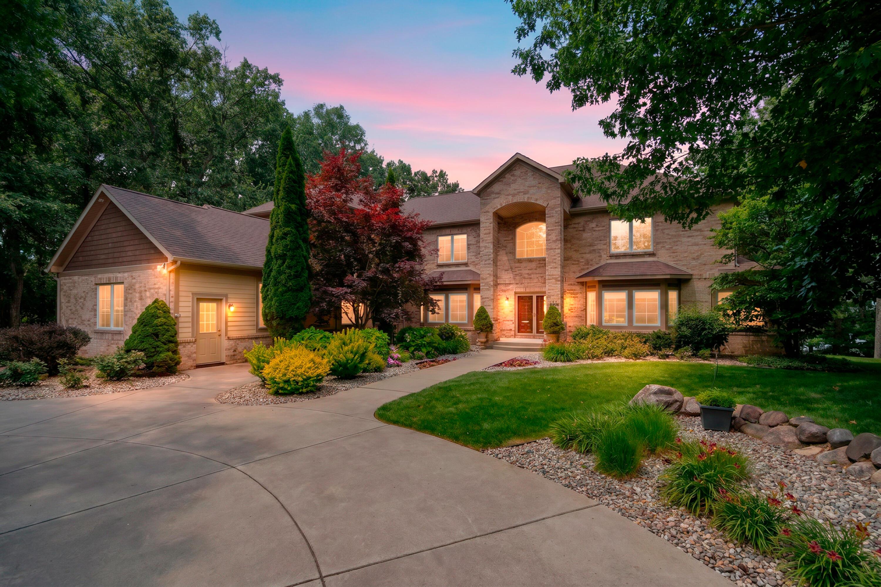 Image 3: Bentwood Trail 7342 Kalamazoo 49009 - Ex