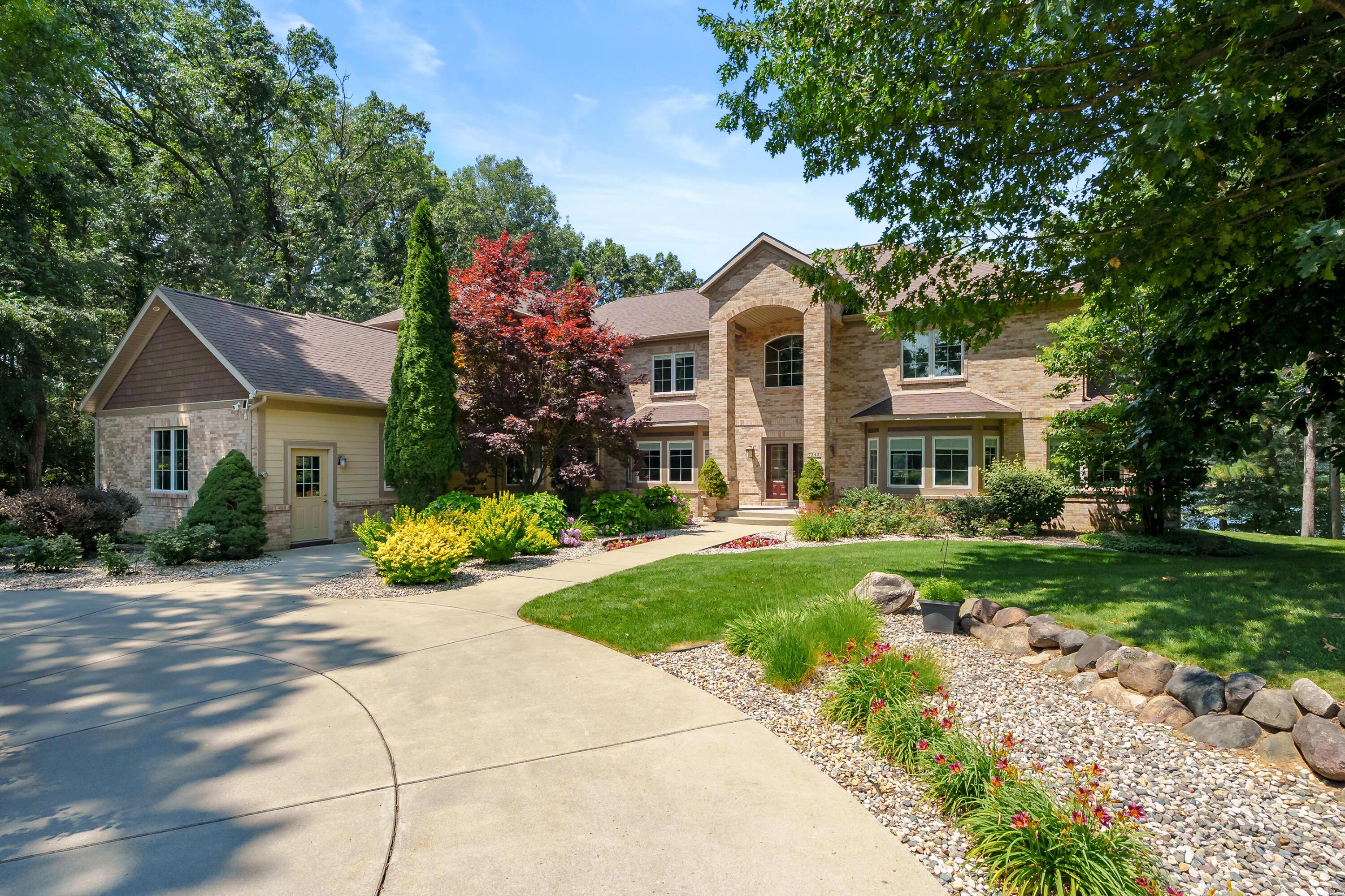 Image 4: Bentwood Trail 7342 Kalamazoo 49009 - Ex