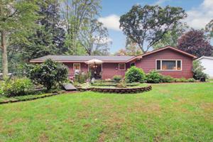 1348 N Ivanhoe Road