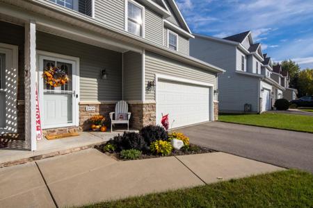 2535 Holiday House