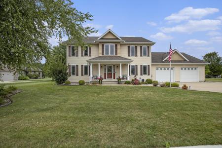 44 Candlewood Court