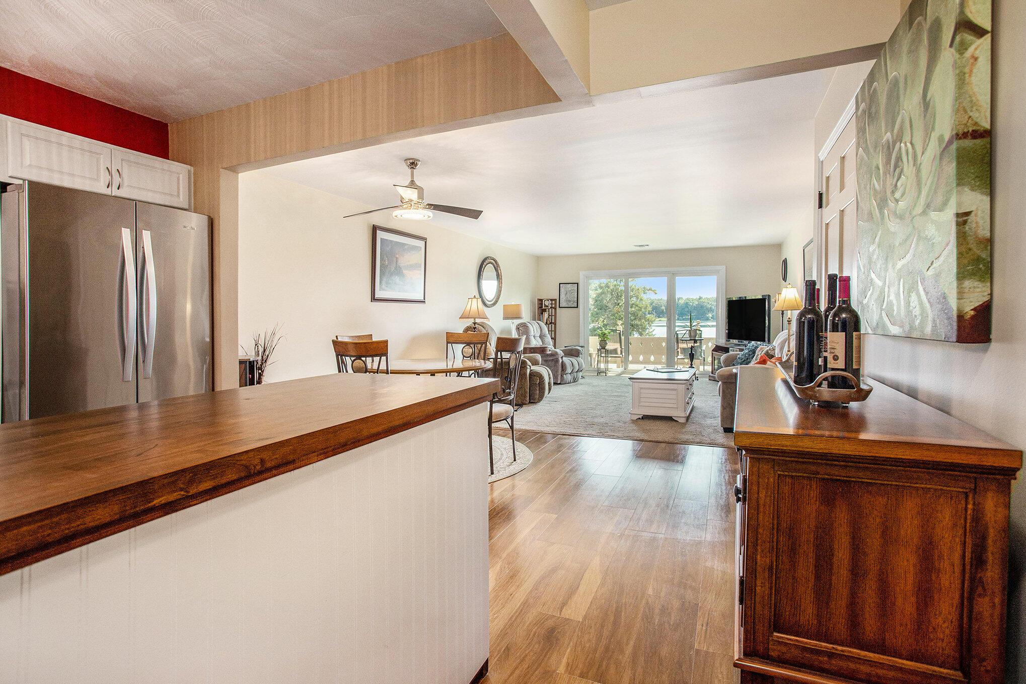 Image 2: OPEN LAYOUT