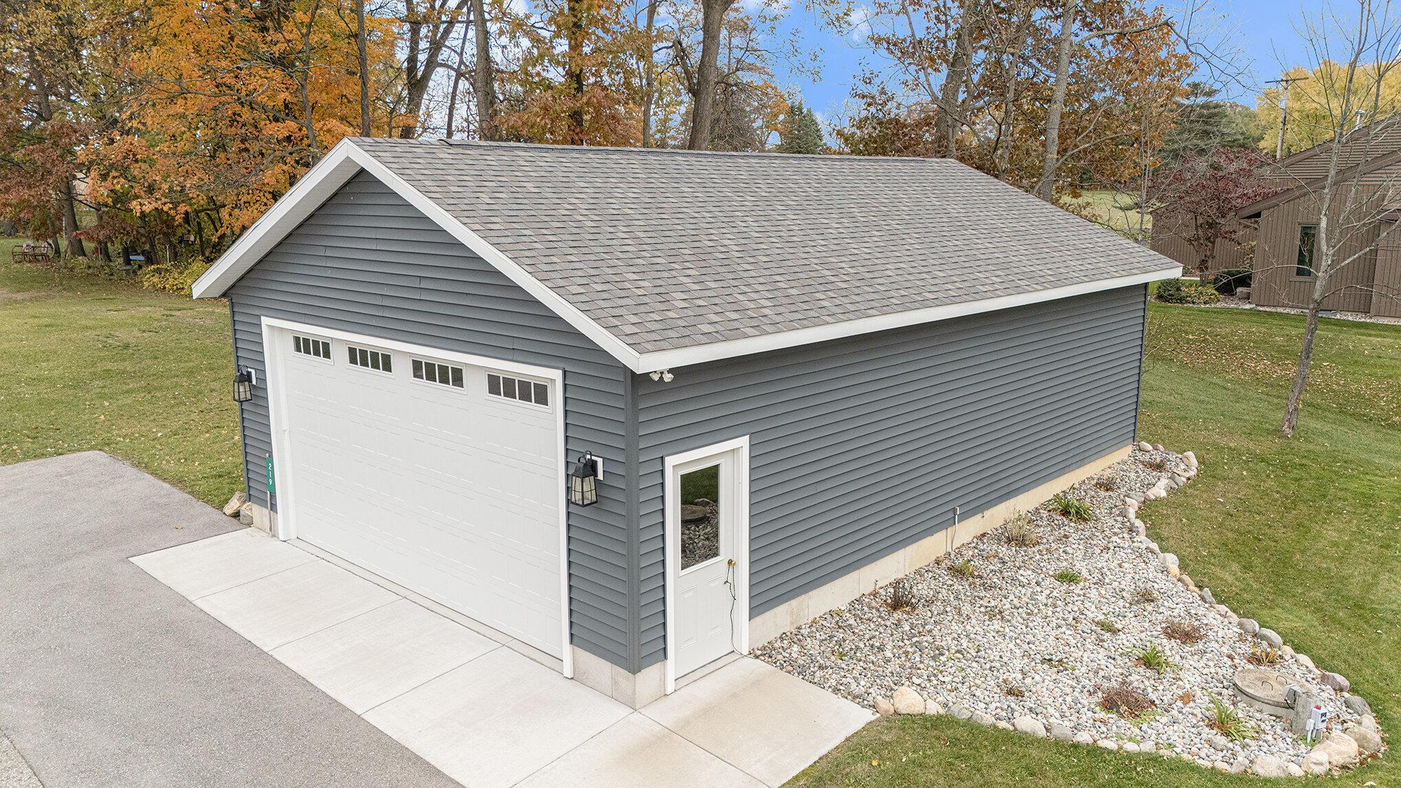 Image 3: 006_dji_20251104133430_0226_d__527