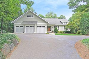 319 S Lakeshore Drive