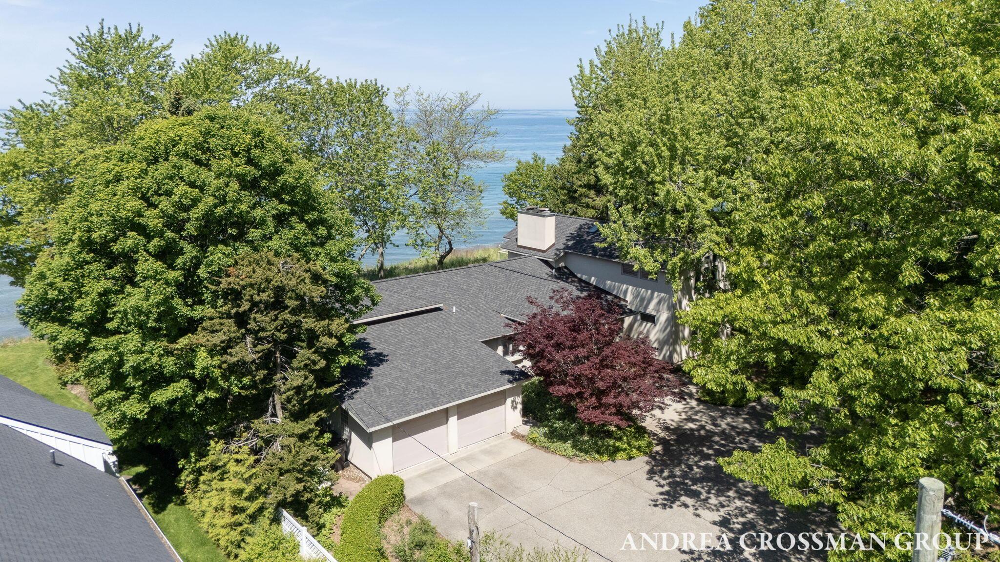 Image 2: 224-web-or-mls-6129-lakeshore-ave