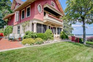 2381 Interlake Walk