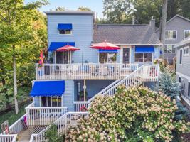 52 Crescent Hill