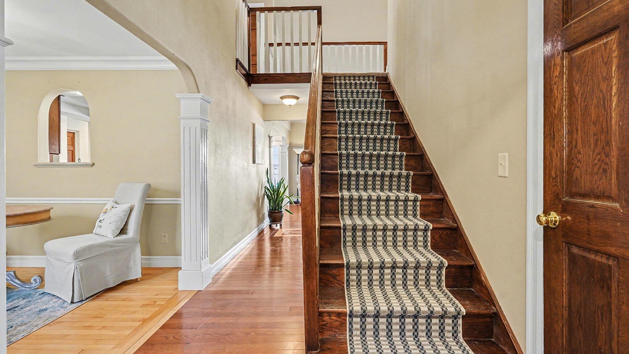 Image 2: 003_file_9196