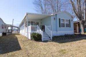 580 Maple Lane