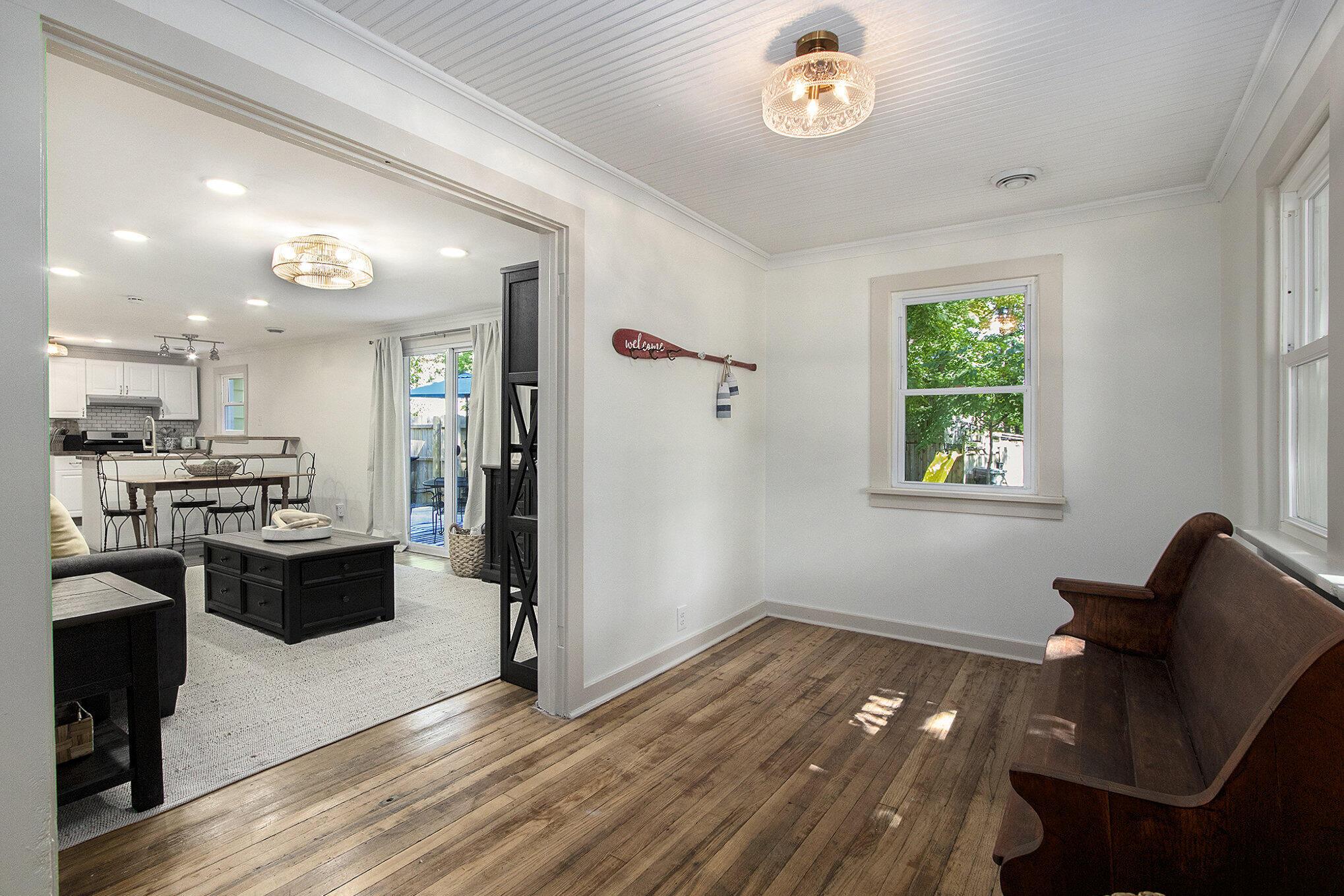 Image 3: 004_img_5493