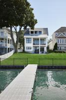 579 Crescent Drive