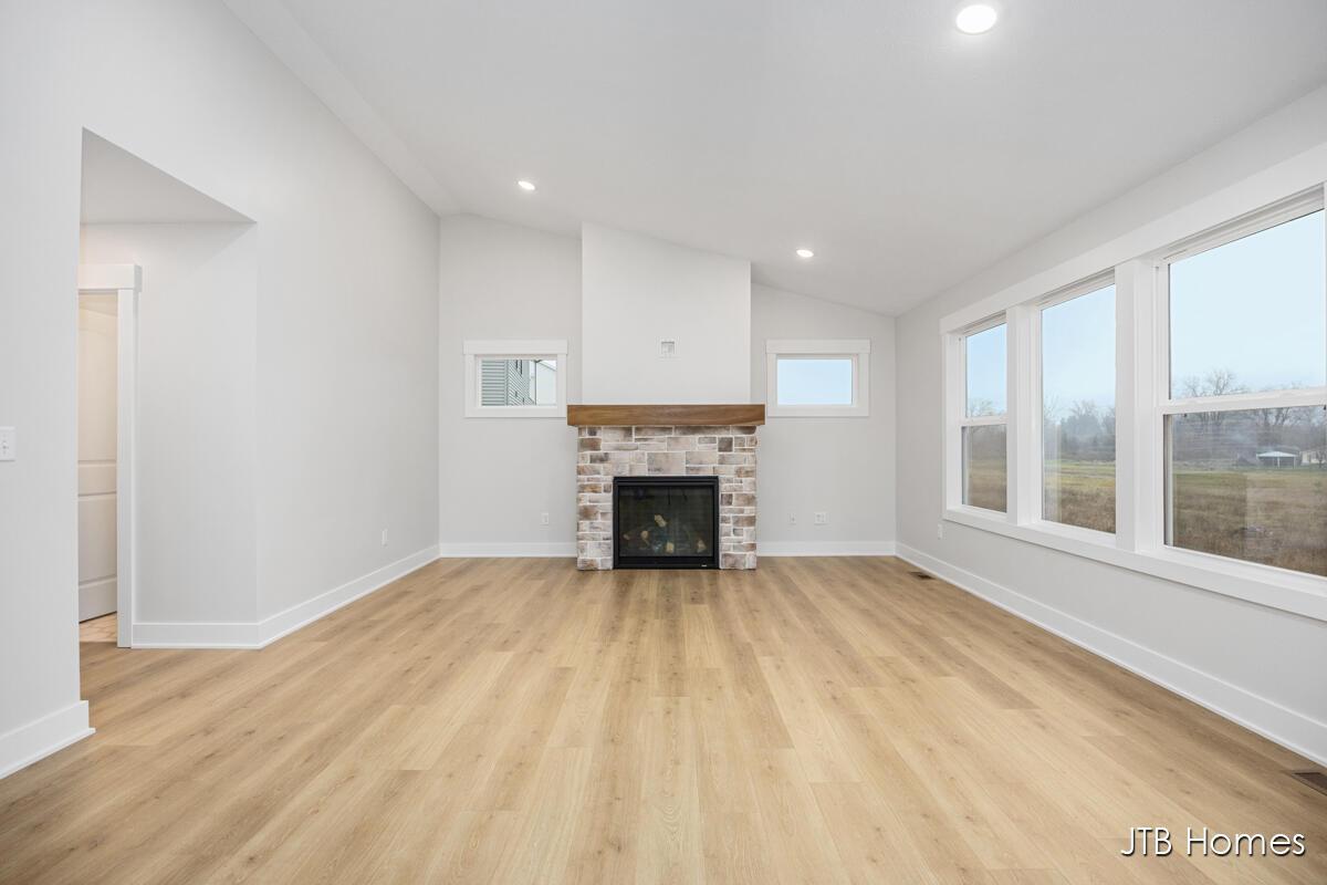 Image 4: PW110_Pentwater_1002