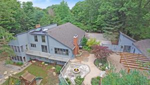 14276 Cricklewood Road