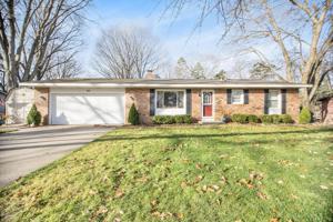44 Algonguin Avenue