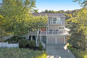 9434 Whispering Sands Drive