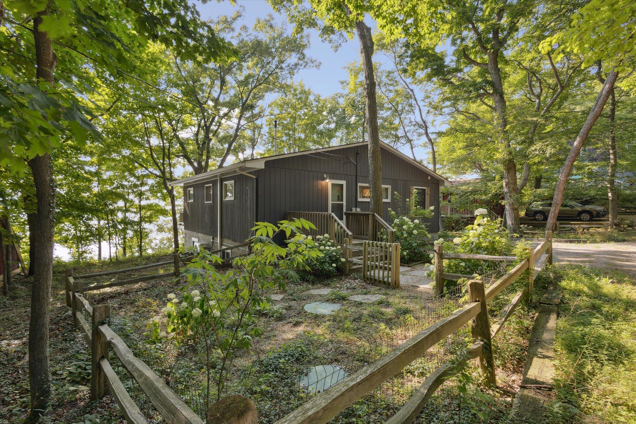 Image 3: 02-8145-Eilers-Rd-#14-Montague-MI-49437-