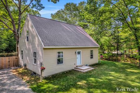 1321 N Scenic Drive