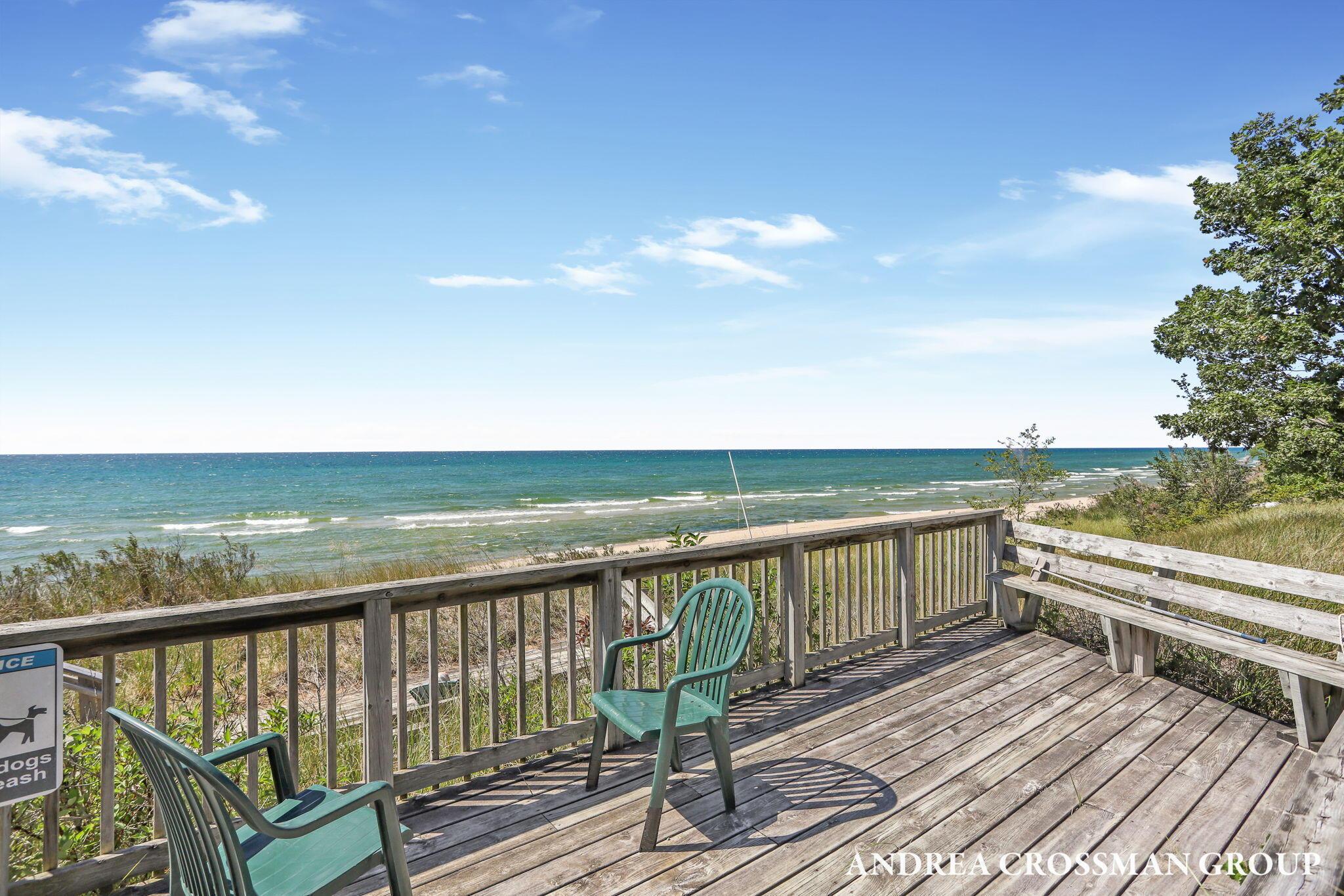 Image 2: 70-web-or-mls-lost-valley-rd