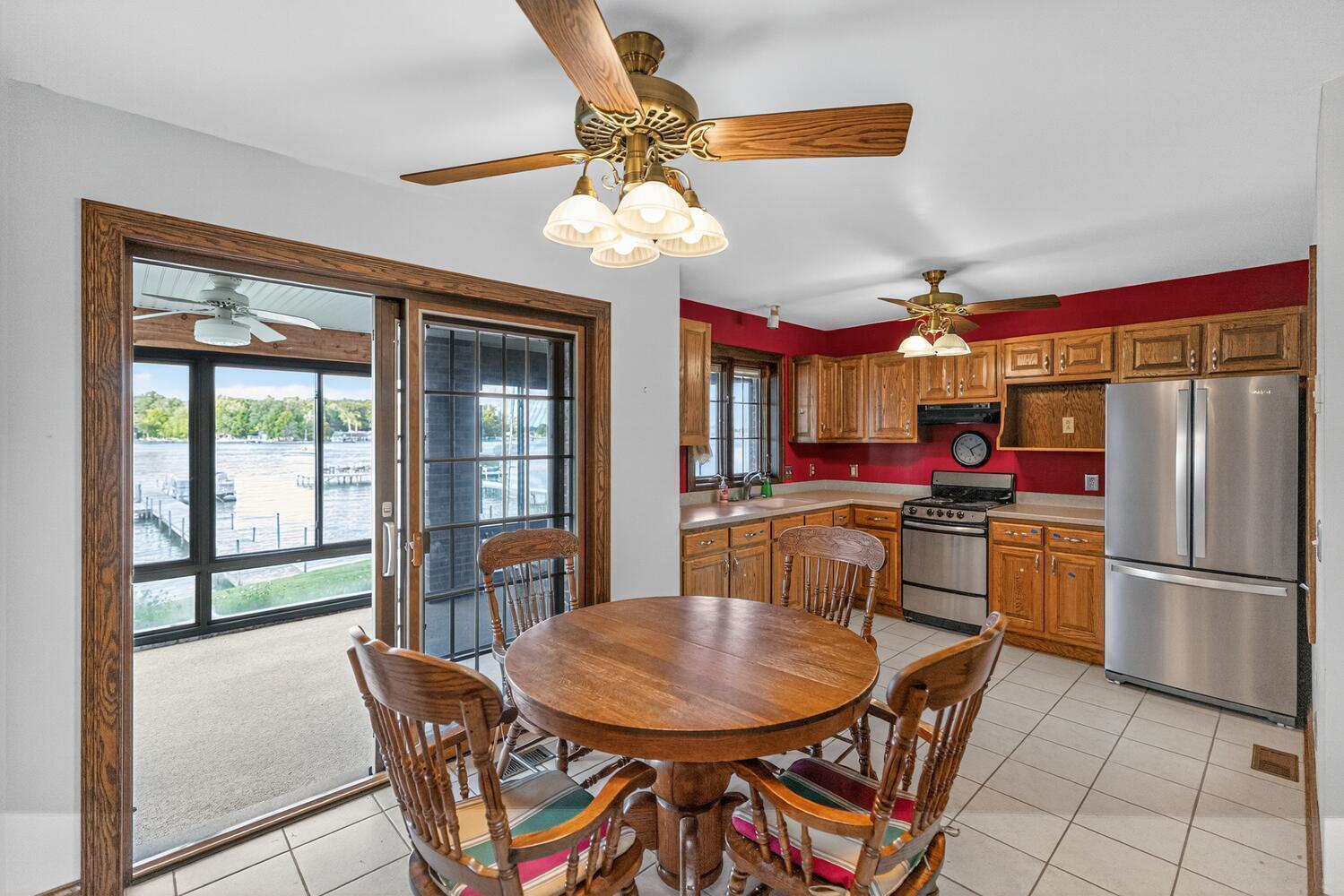 Image 3: 21344 Carlton Ave Cassopolis-large-011-0