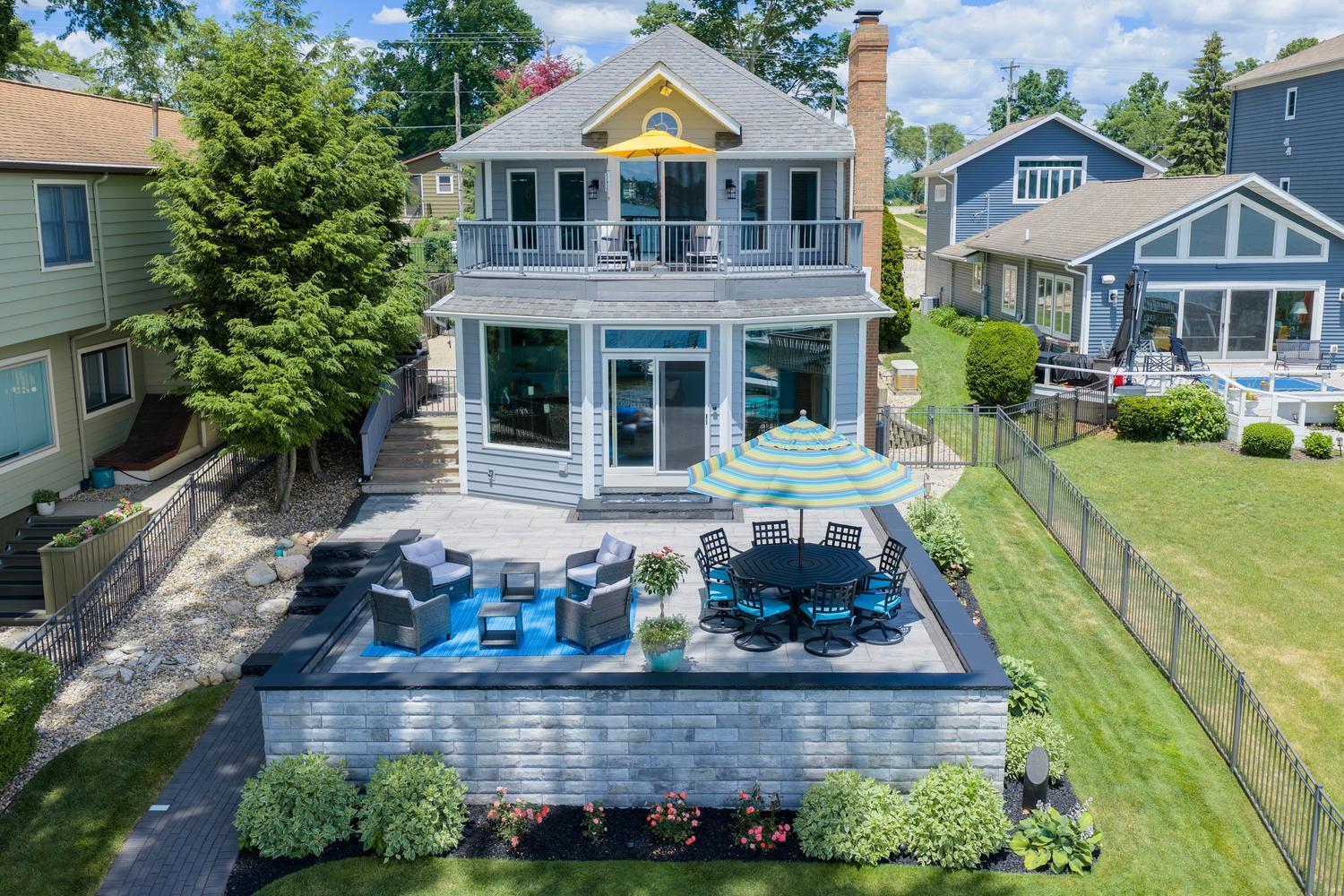 Image 1: 23631 N Shore Dr Edwardsburg-large-001-0