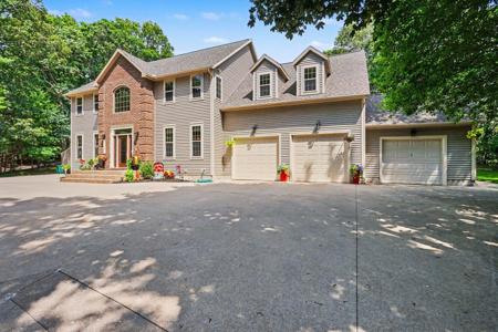 2081 Forest View Drive