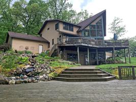 3827 Forest Trail