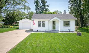 7248 Lake Road