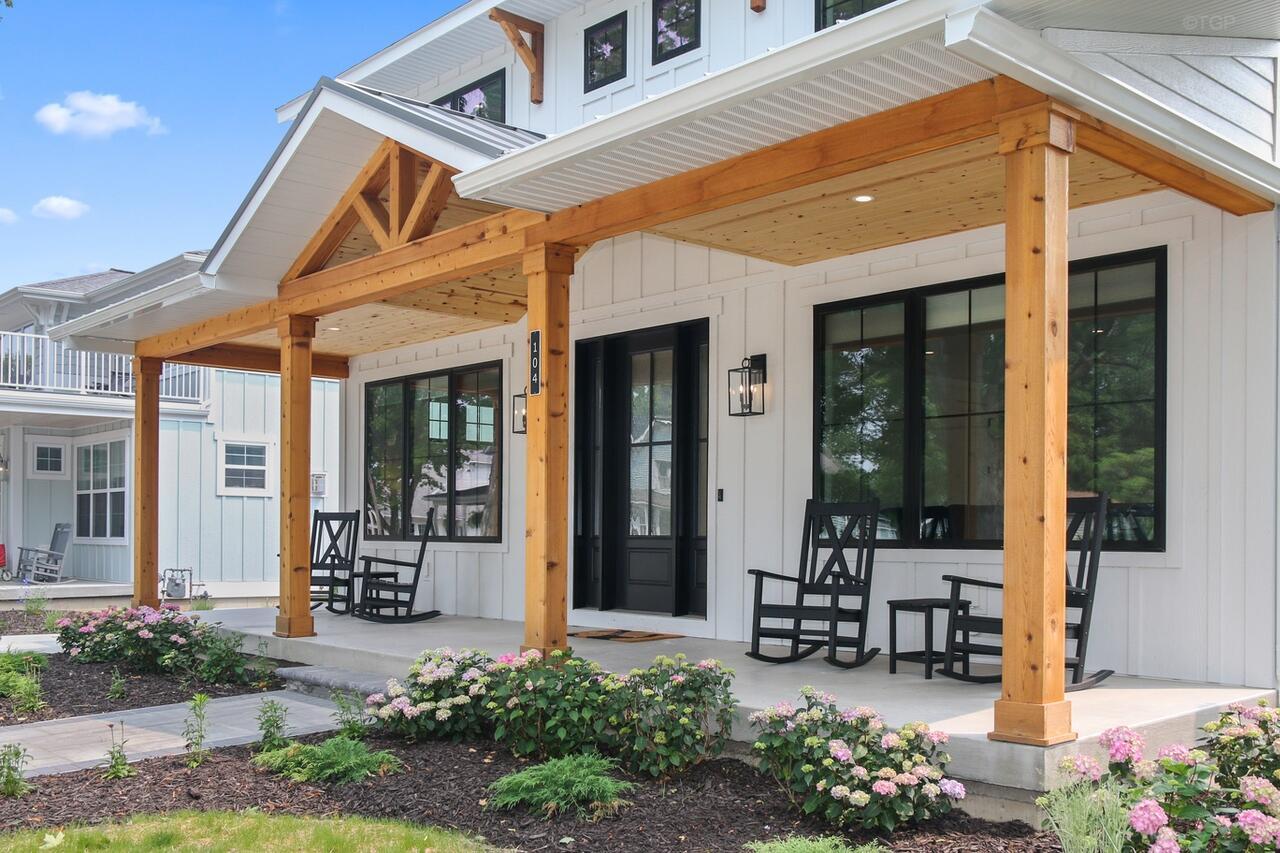 Image 4: Greeted by an expansive front porch