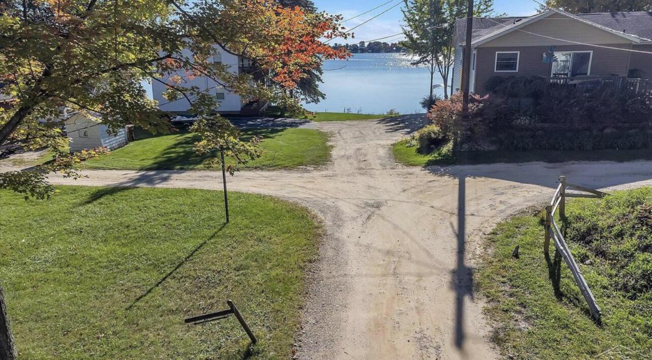 Image 3: shared access