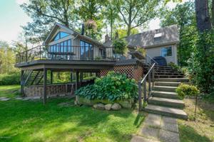 9186 Lakeview Drive