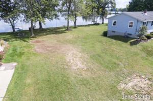 Lot 300 W Suwanee Trail