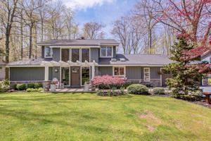 2371 Sunset Bluff Drive