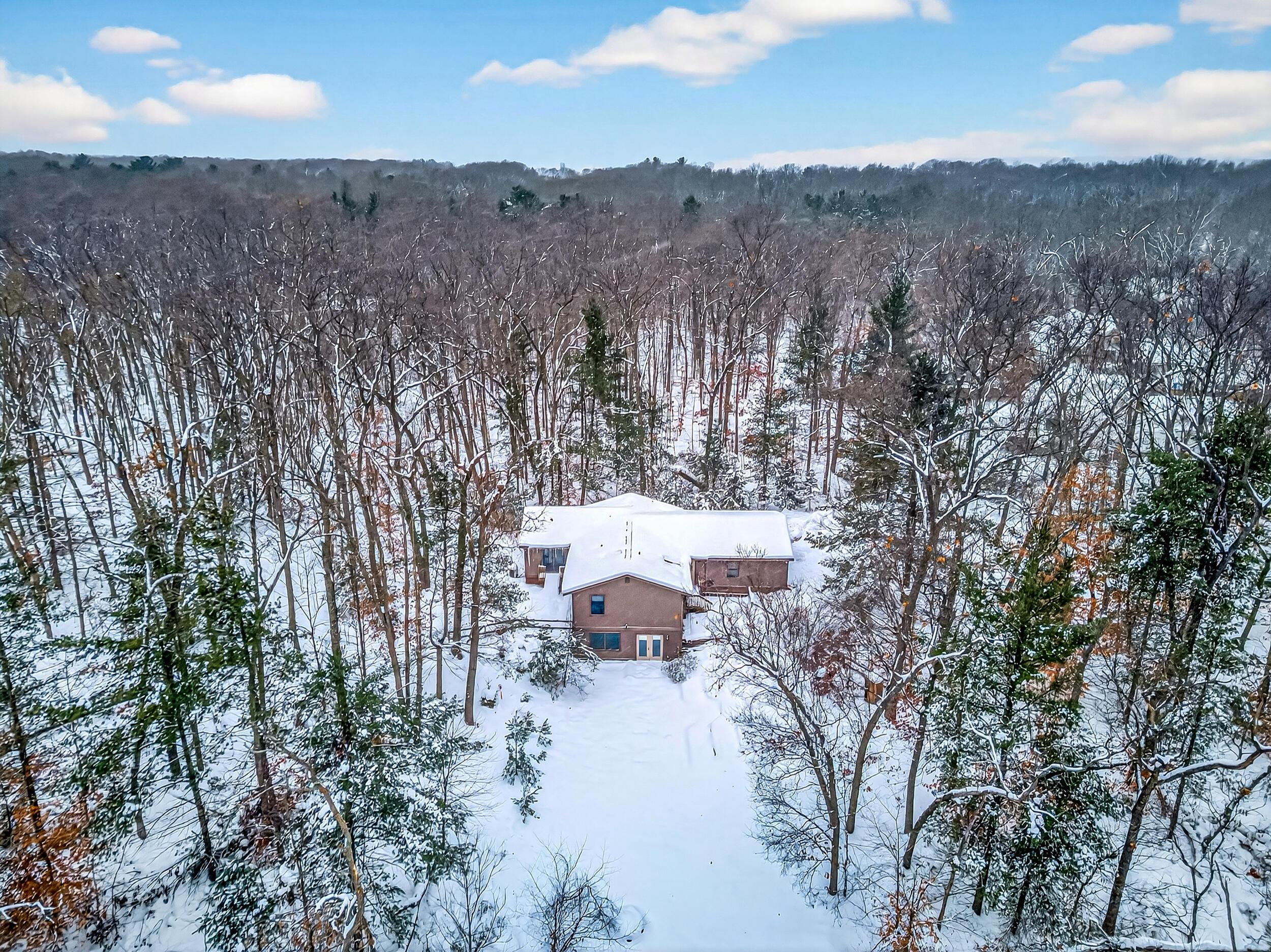 Image 3: 3_4333 creekside-6