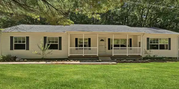 601 N Lighthouse Drive