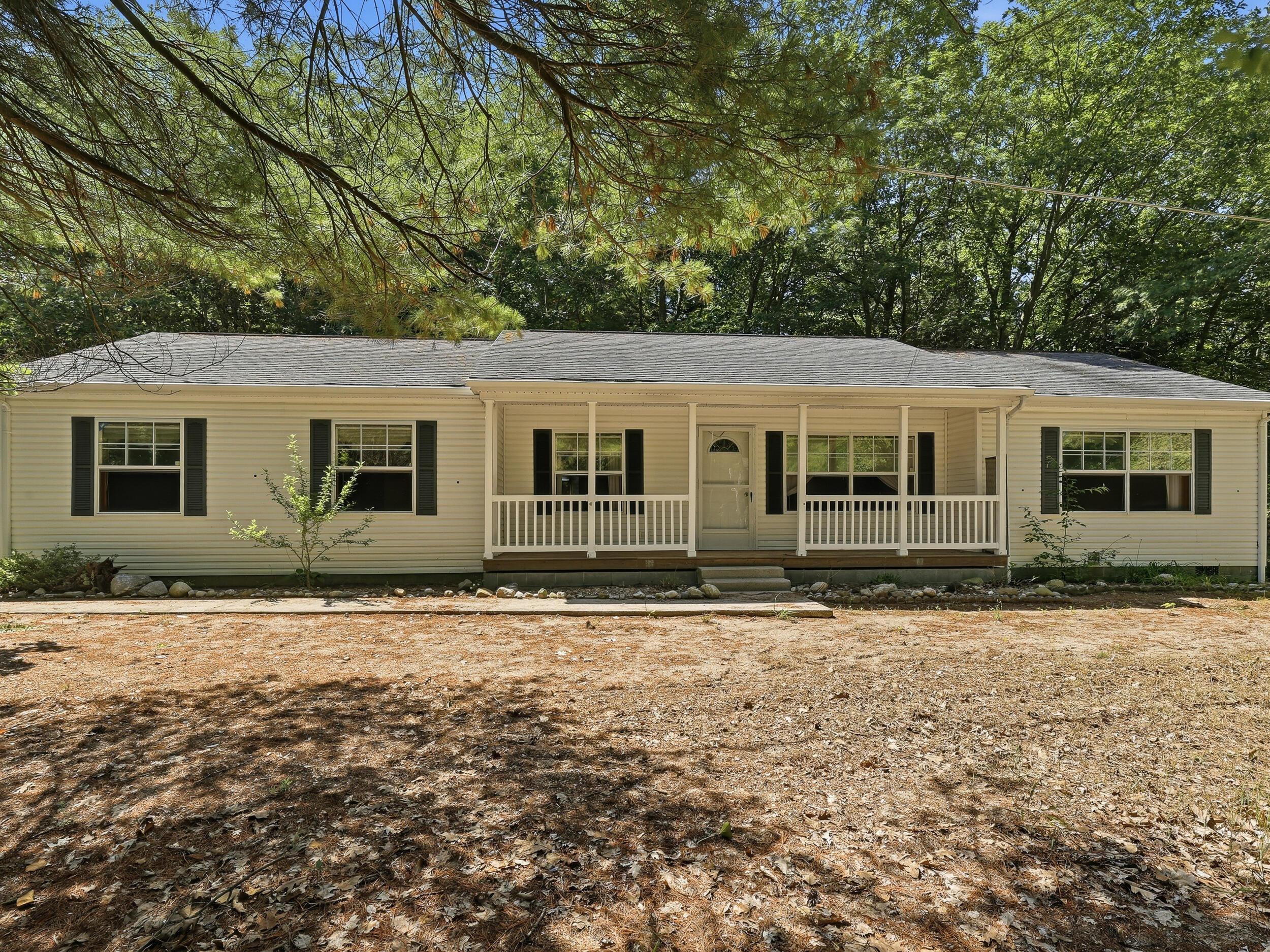 Image 2: Side of House