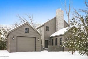 11560 Marquette Drive
