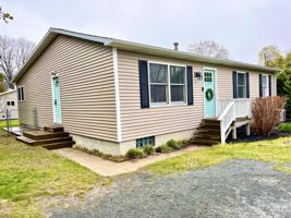 1028 N Ferry