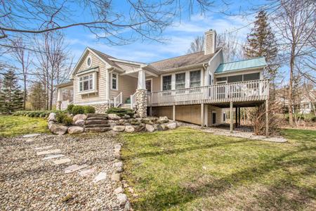 7155 Cottage Lane Lane