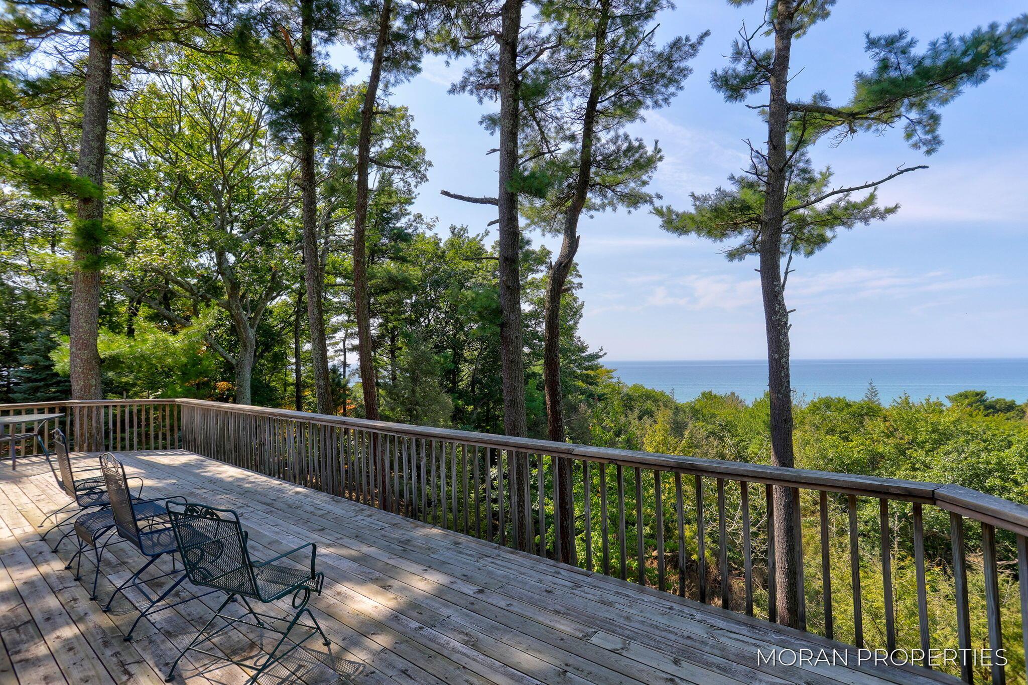 Image 3: 12-web-or-mls-4566-s-lakeview-dr