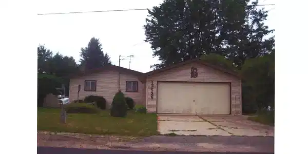 17525 Thunderbay Drive